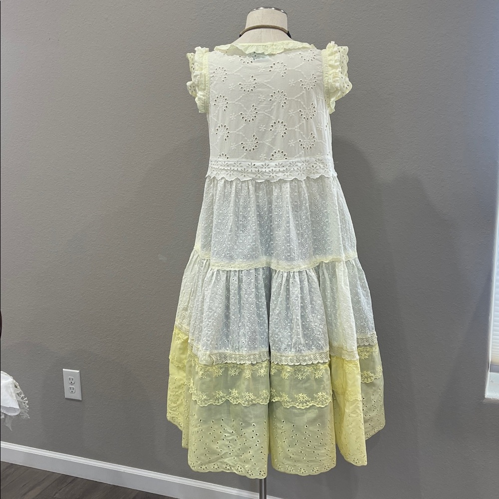 Pale yellow Upcycled shabby chic eyelet Boho Prairie dress with 3 tiers, size M - Picture 5 of 8